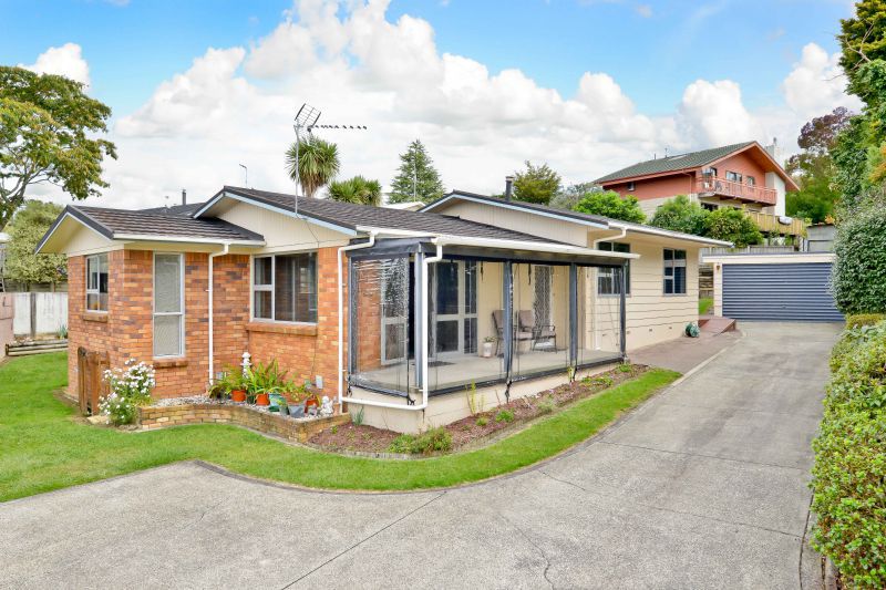 108 Aberdeen Drive Dinsdale Lugton's Real Estate NZ